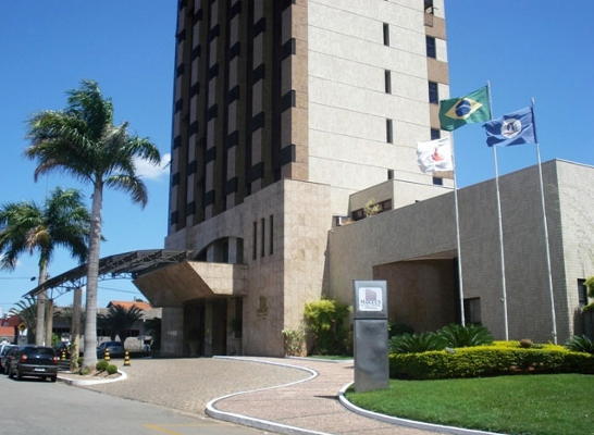 Marques Plaza Hotel Pouso Alegre Exterior foto